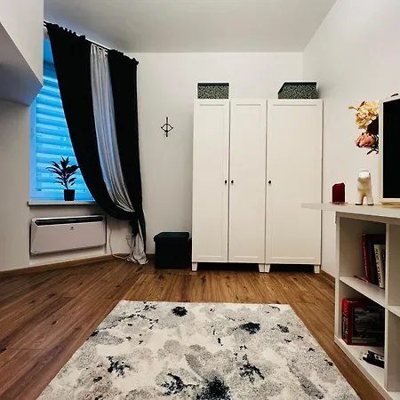 Green Apartment *